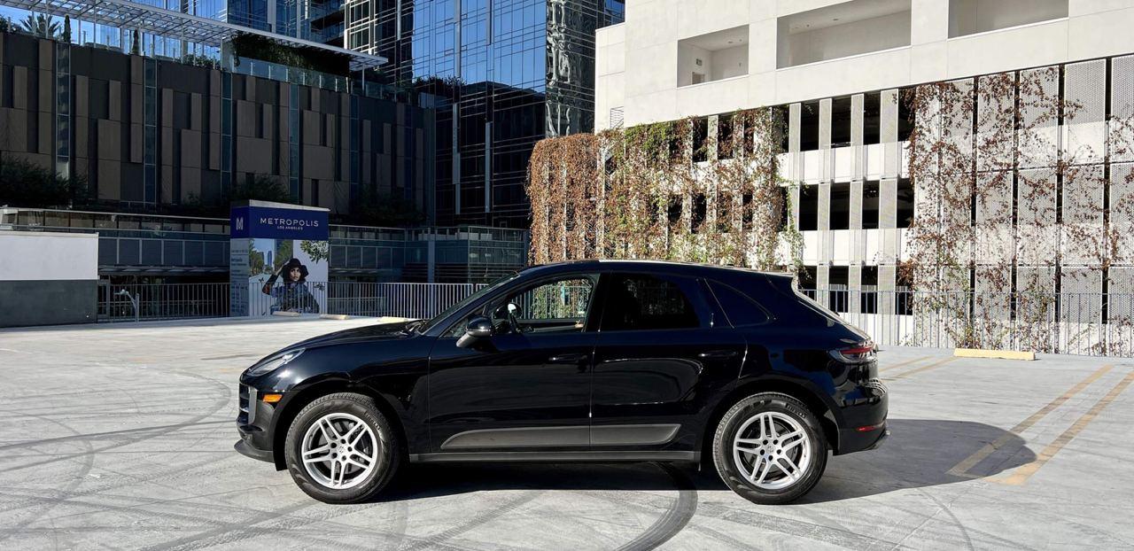 Car carousel image