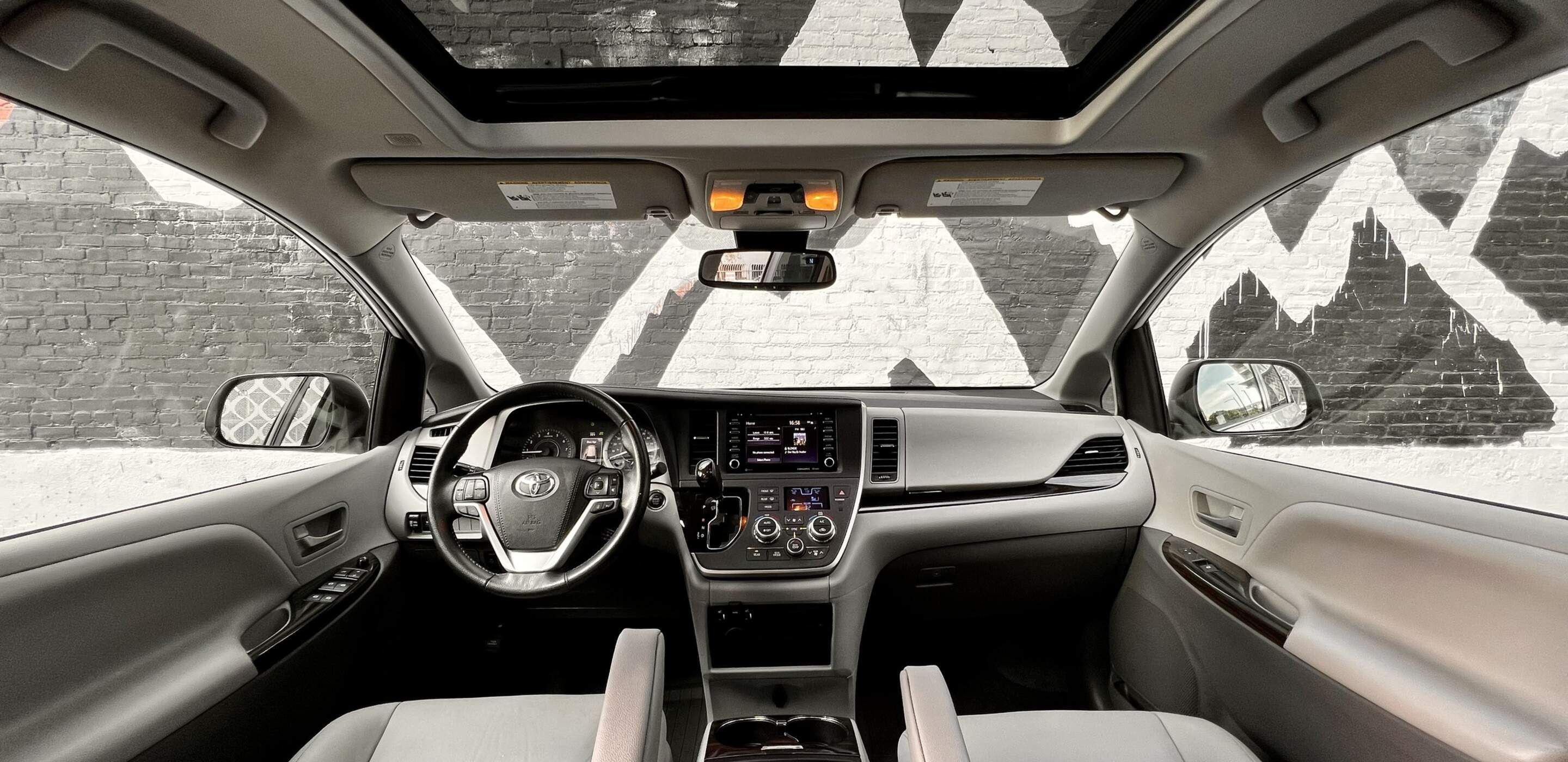 Car carousel image