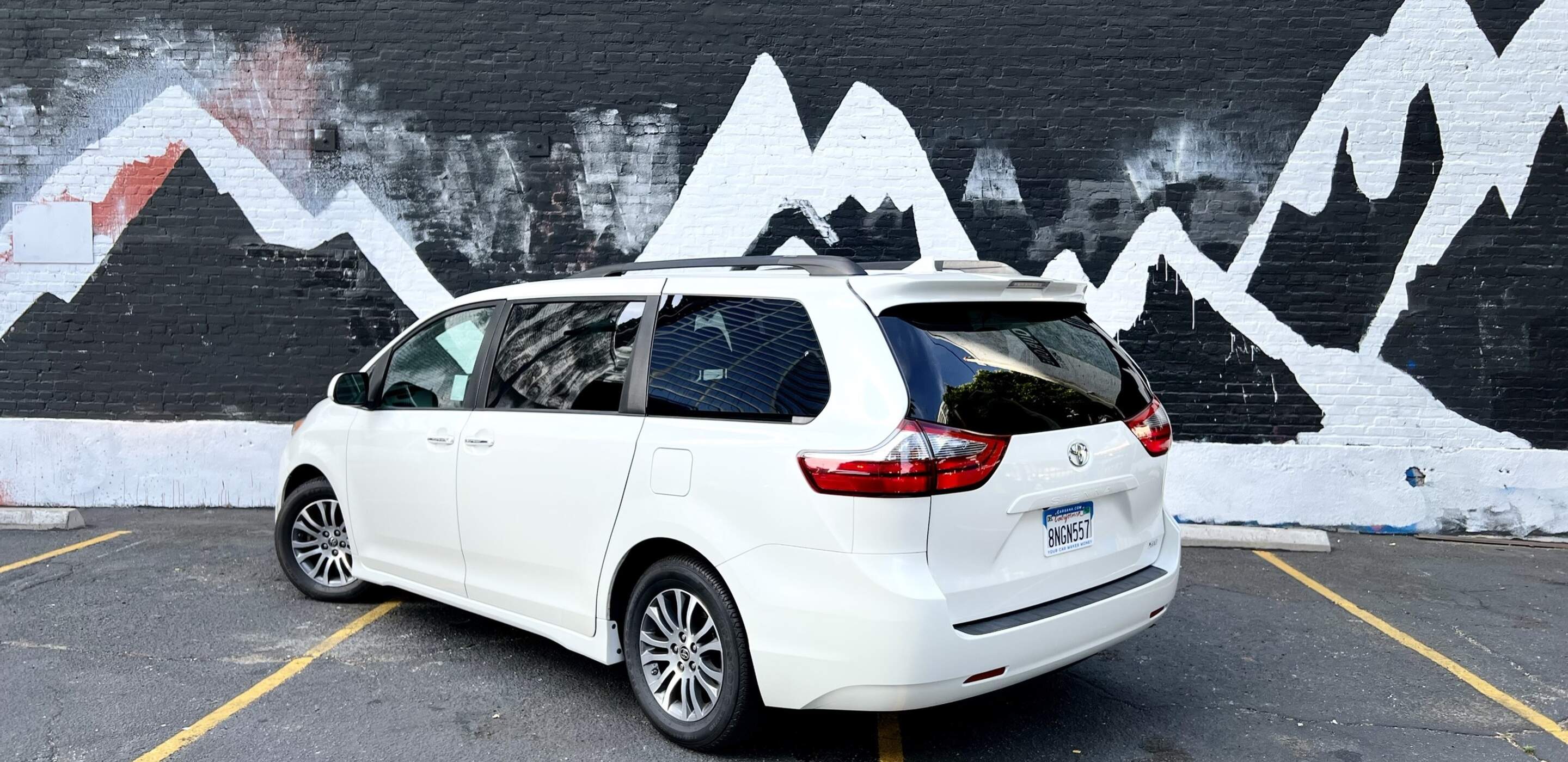 Car carousel image