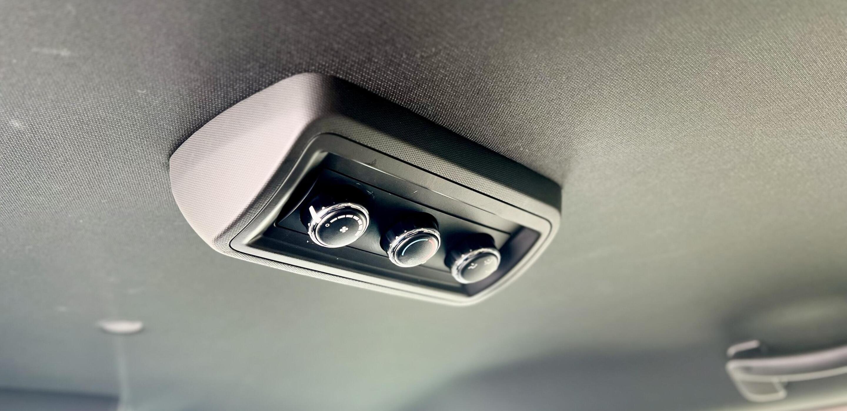 Car carousel image