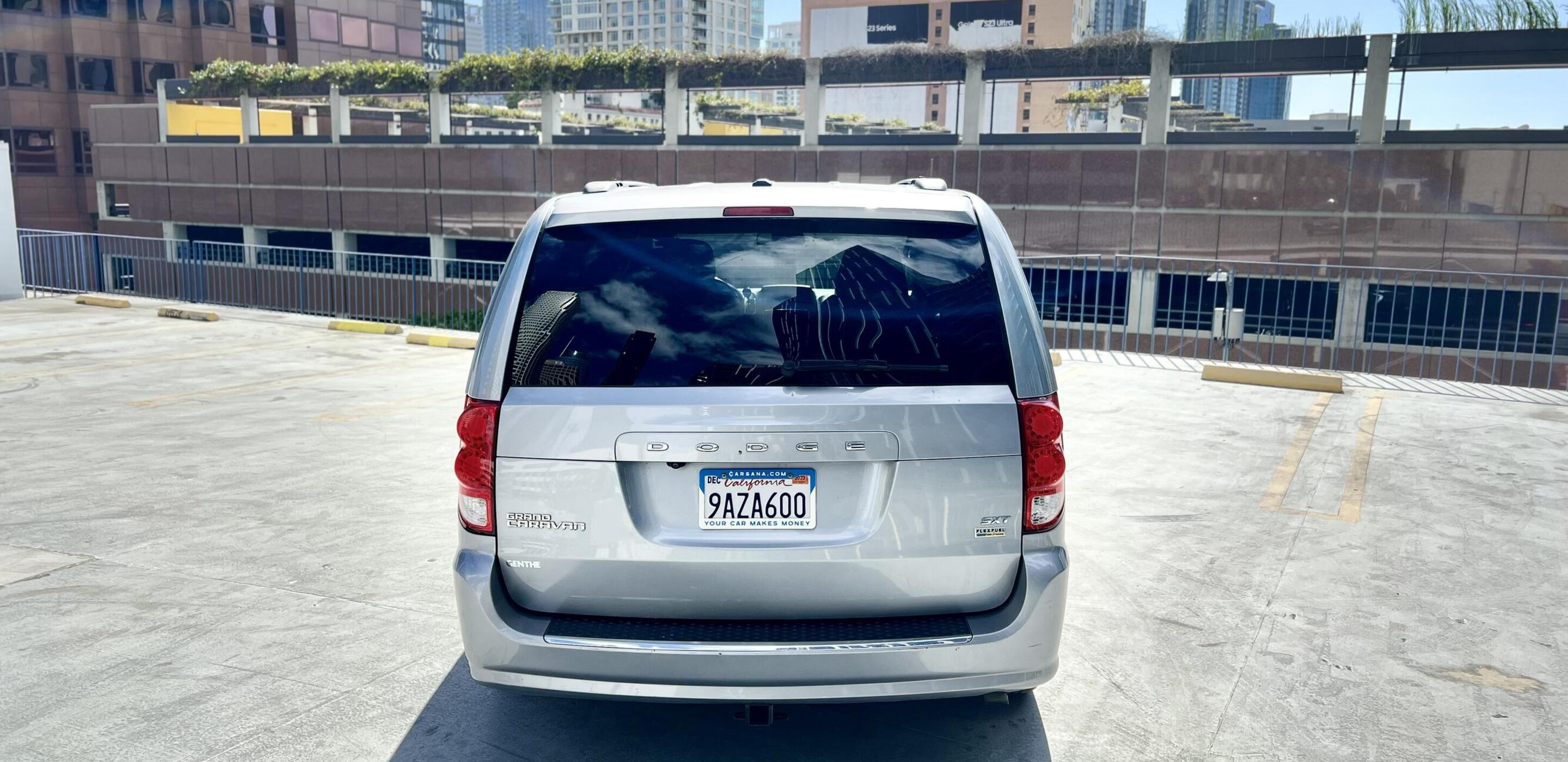 Car carousel image