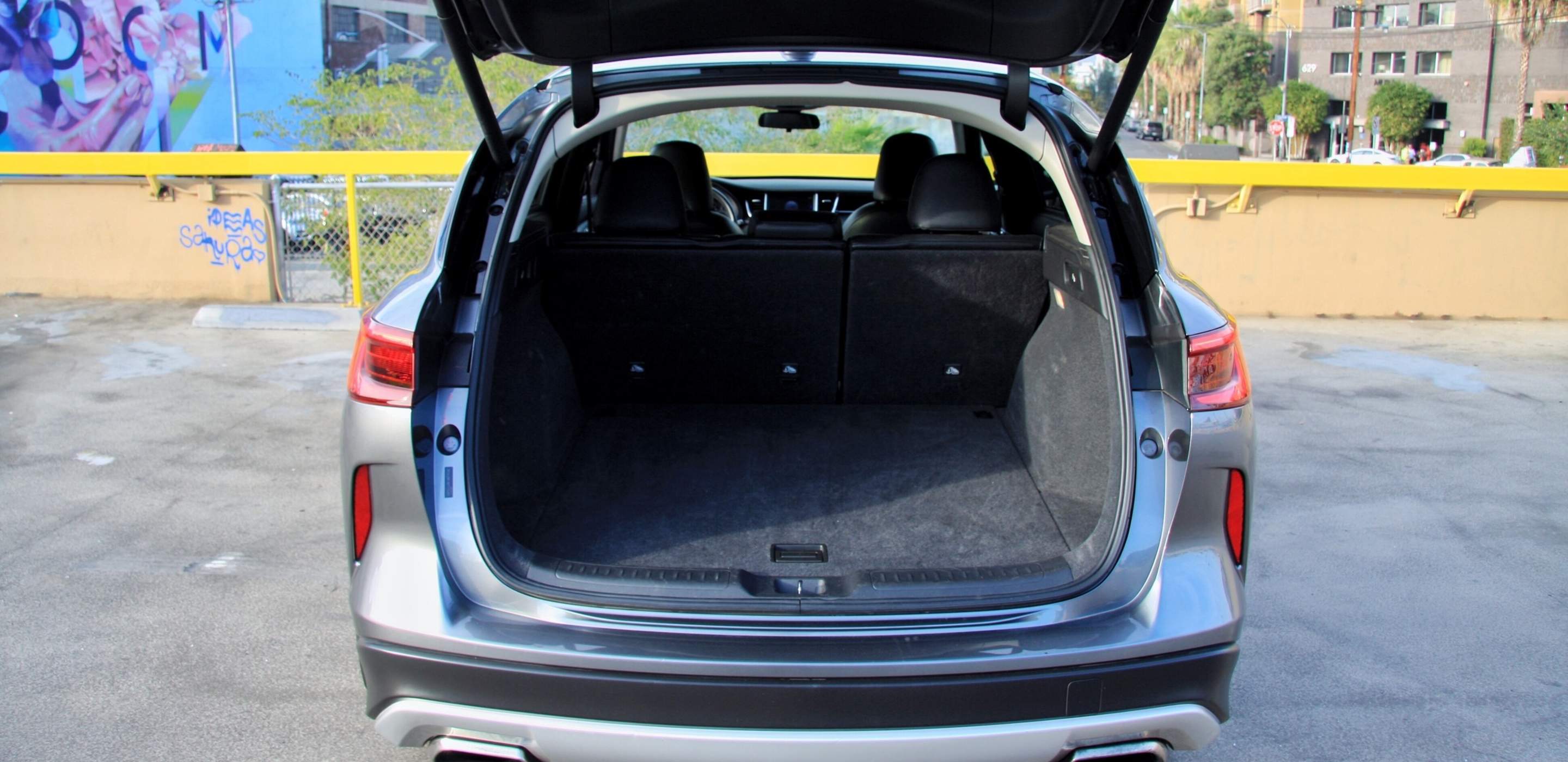 Car carousel image