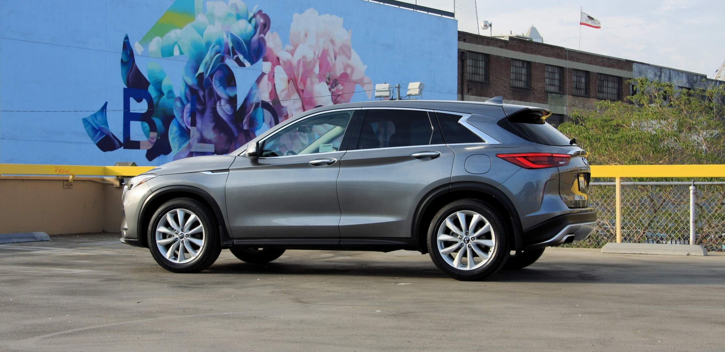 Car carousel image