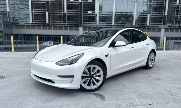 Tesla Model 3 2021