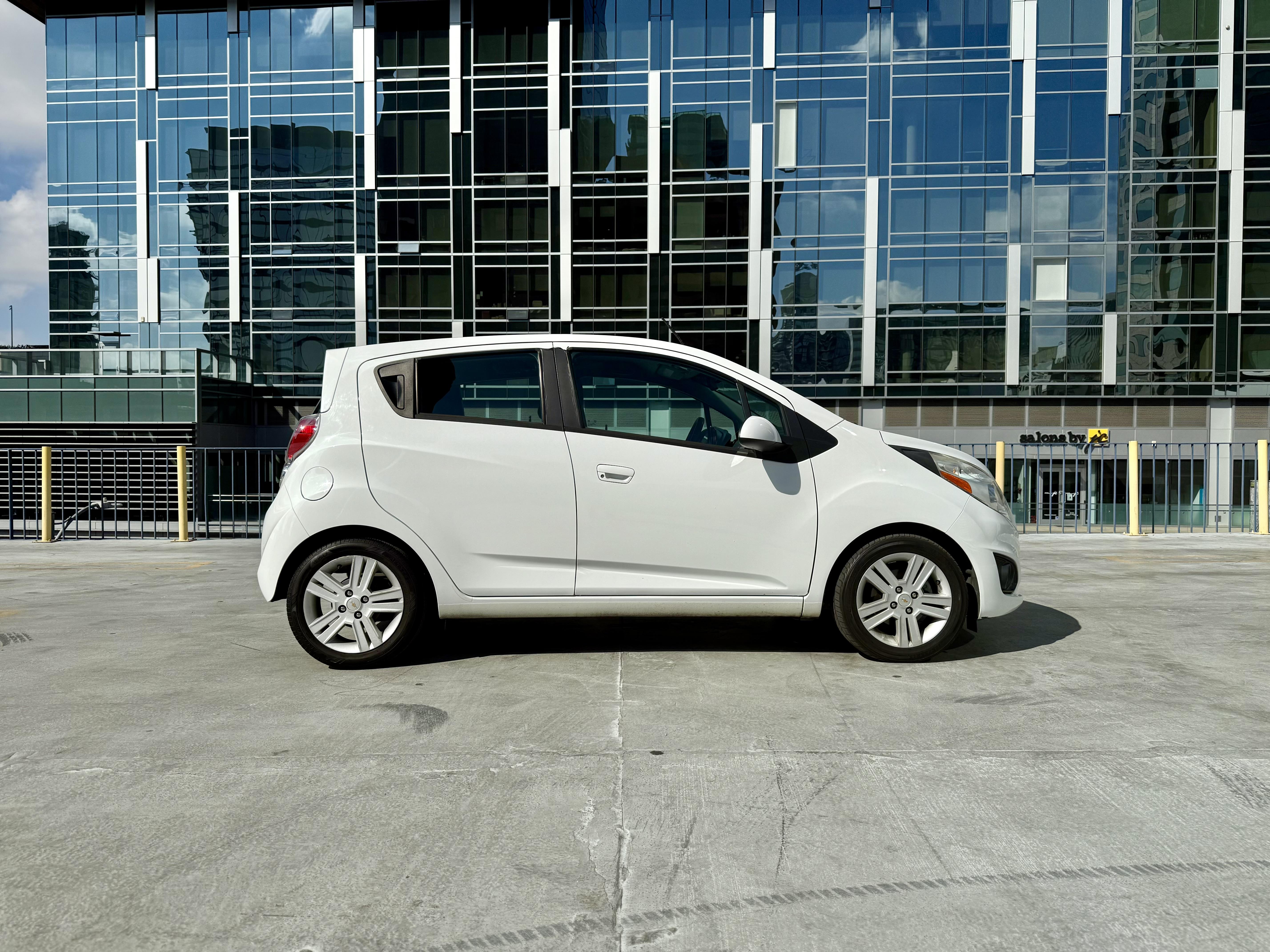 Car carousel image