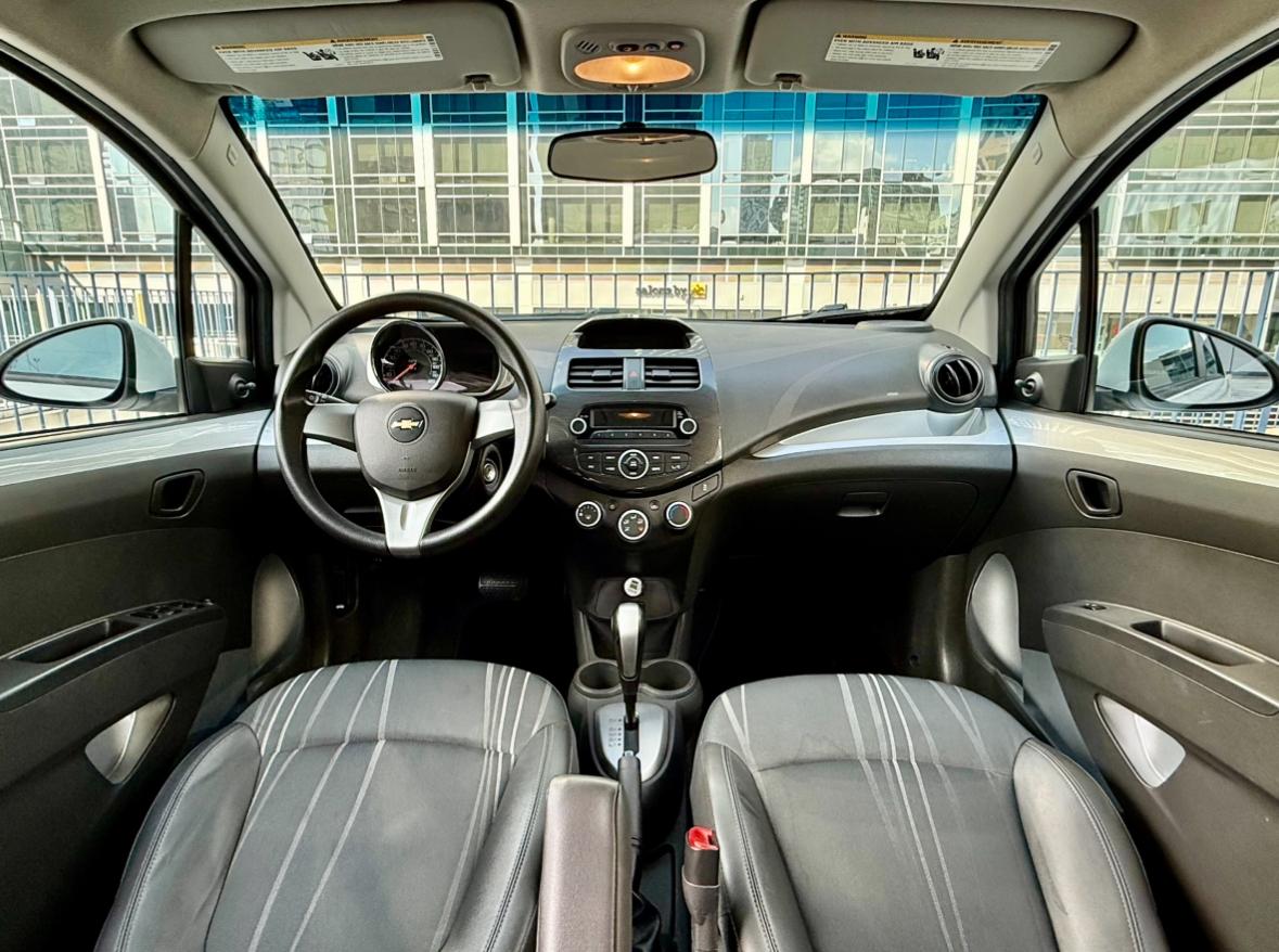 Car carousel image