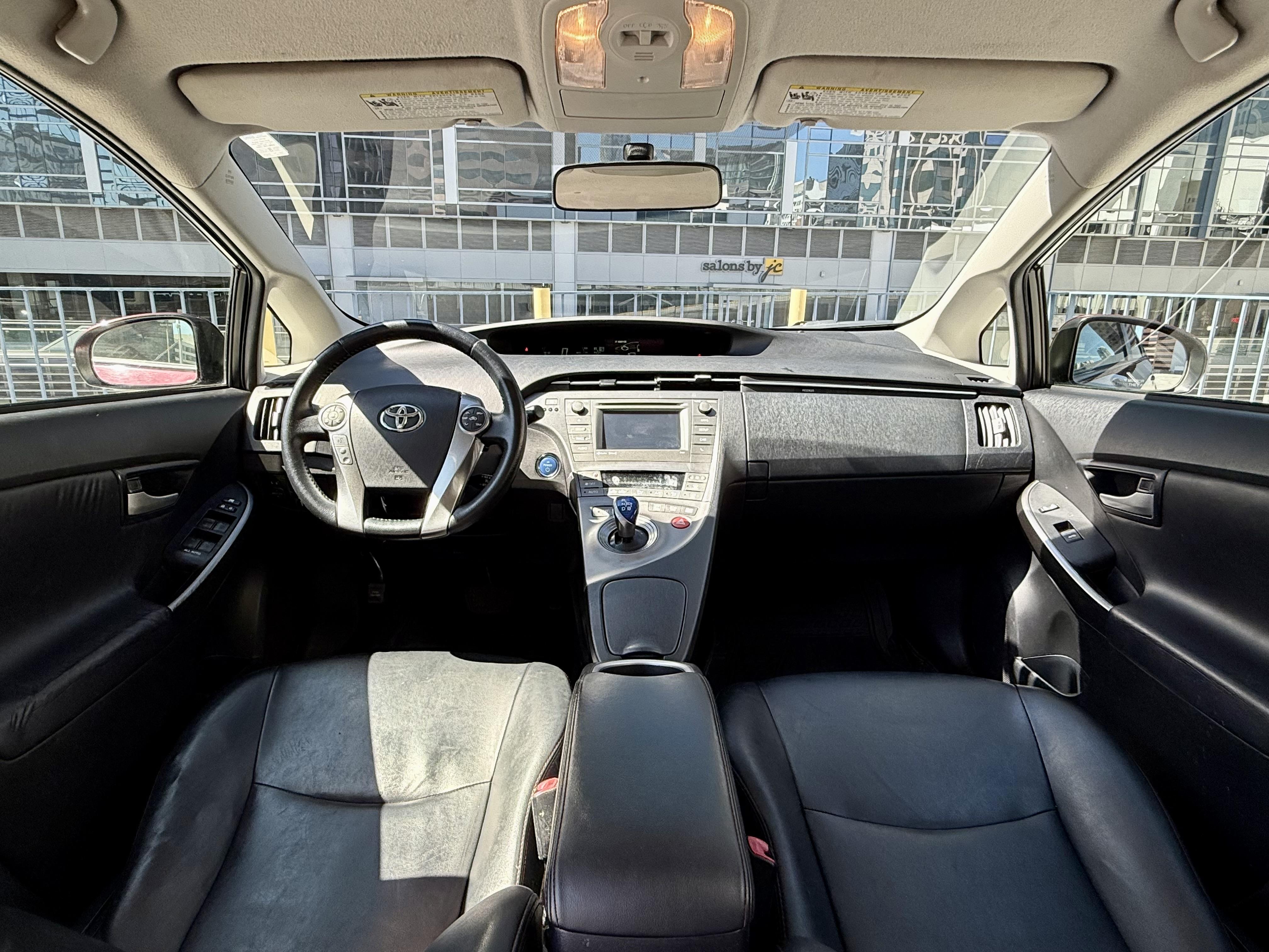 Car carousel image