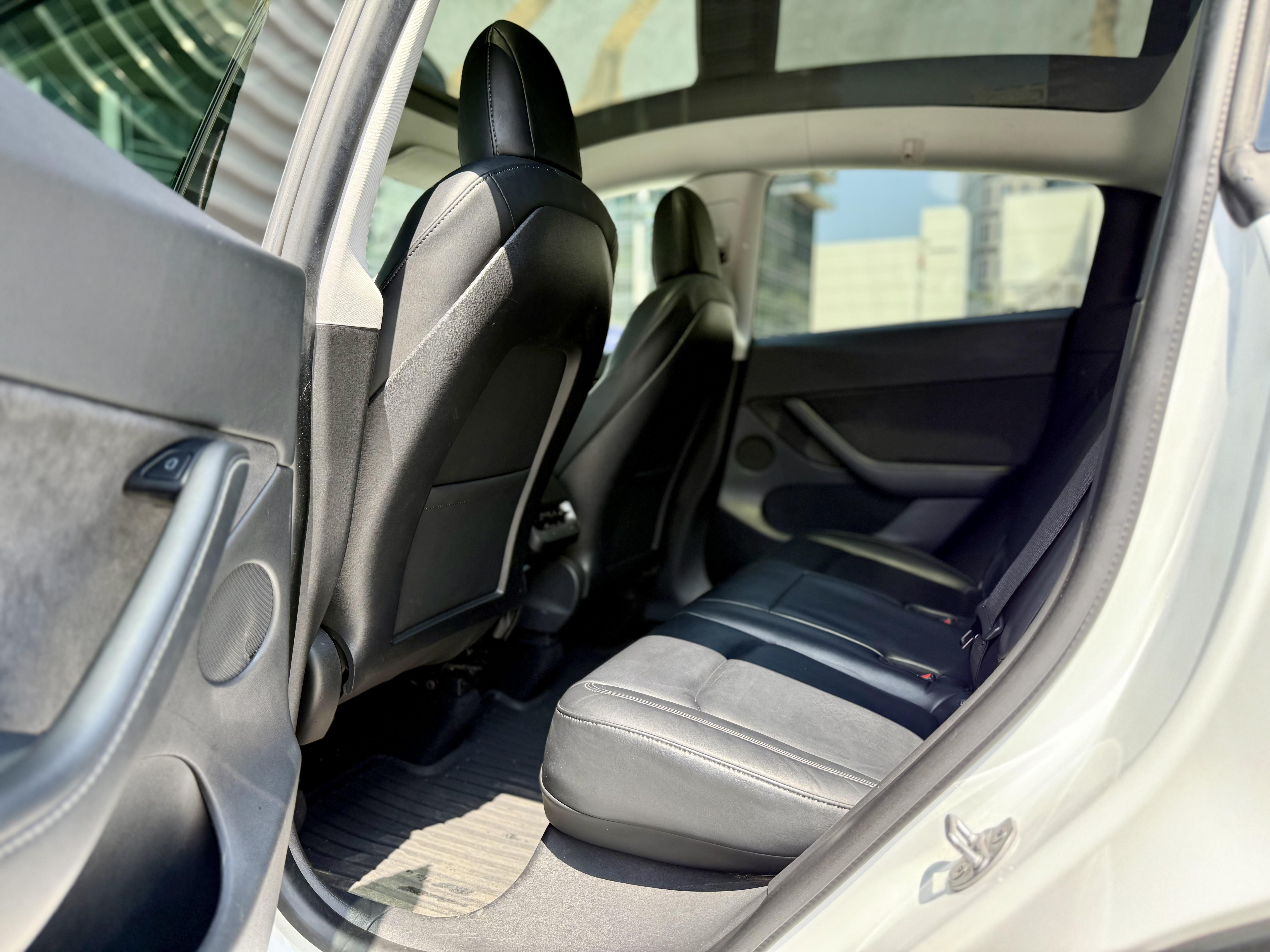 Car carousel image