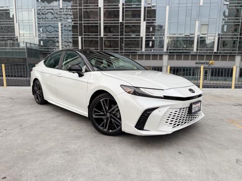 Toyota Camry 2025