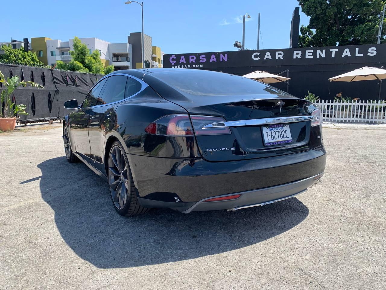 Car carousel image