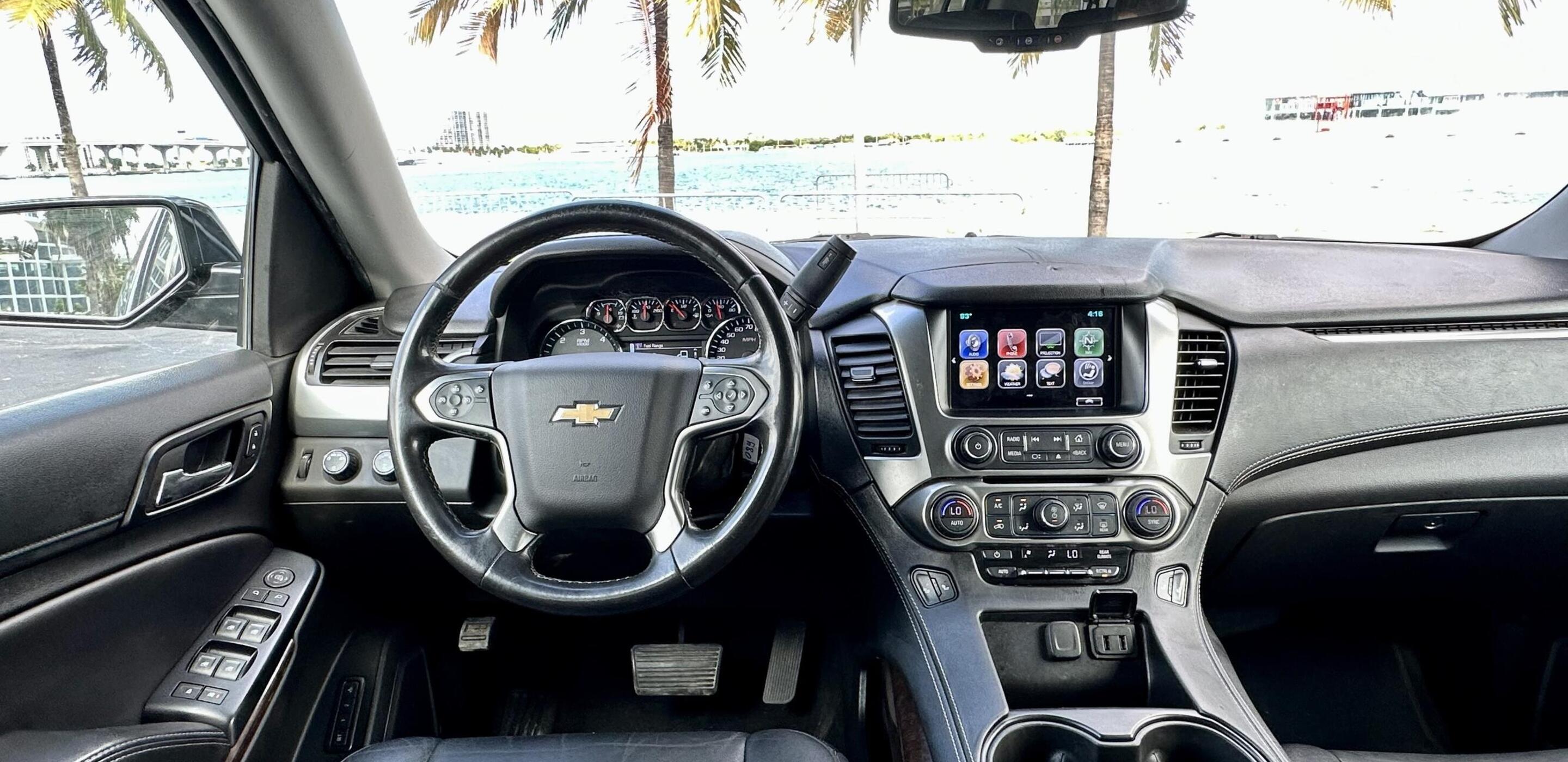 Car carousel image