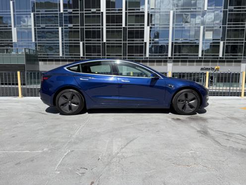 Tesla Model 3 2018