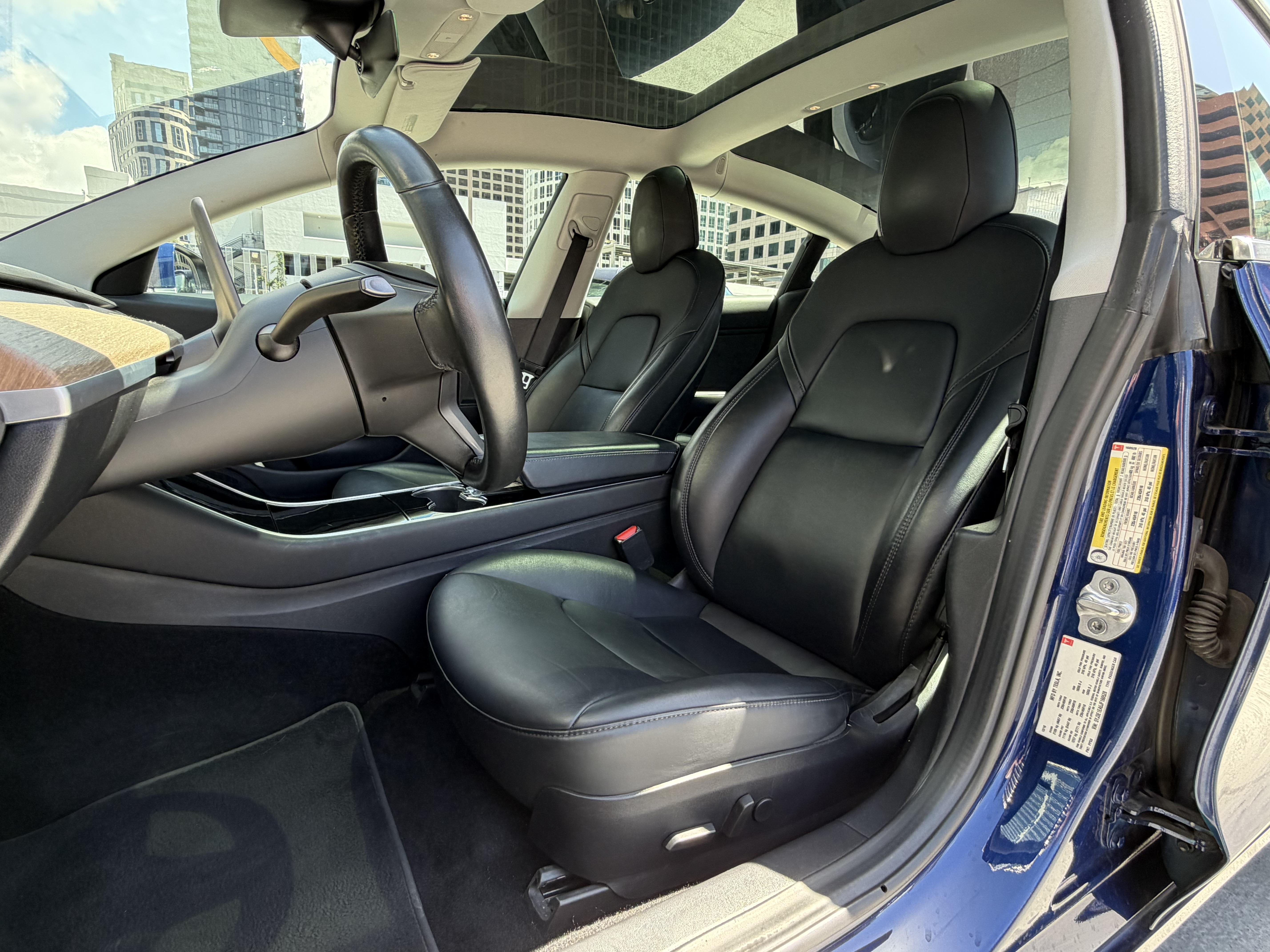 Car carousel image