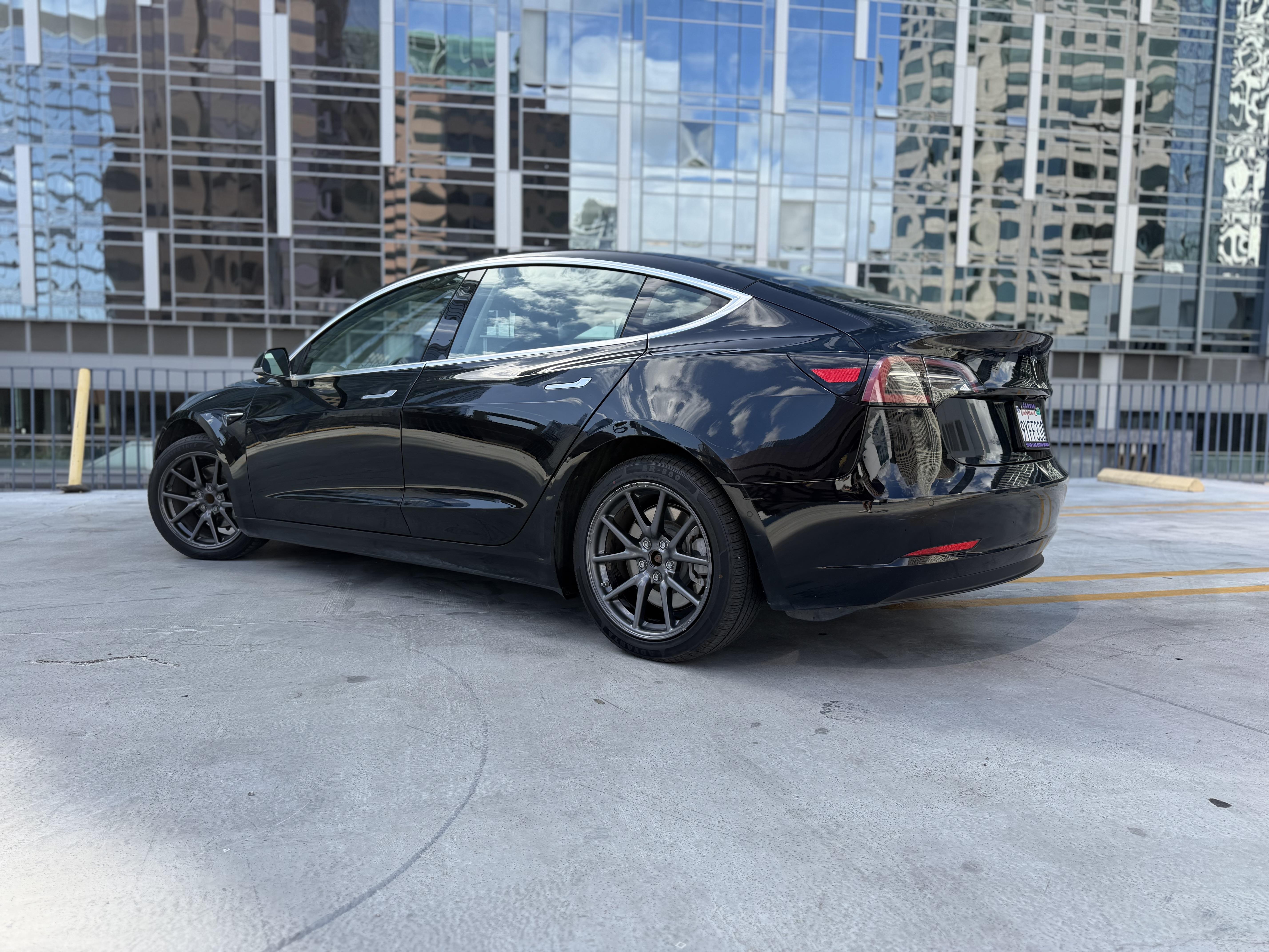 Car carousel image
