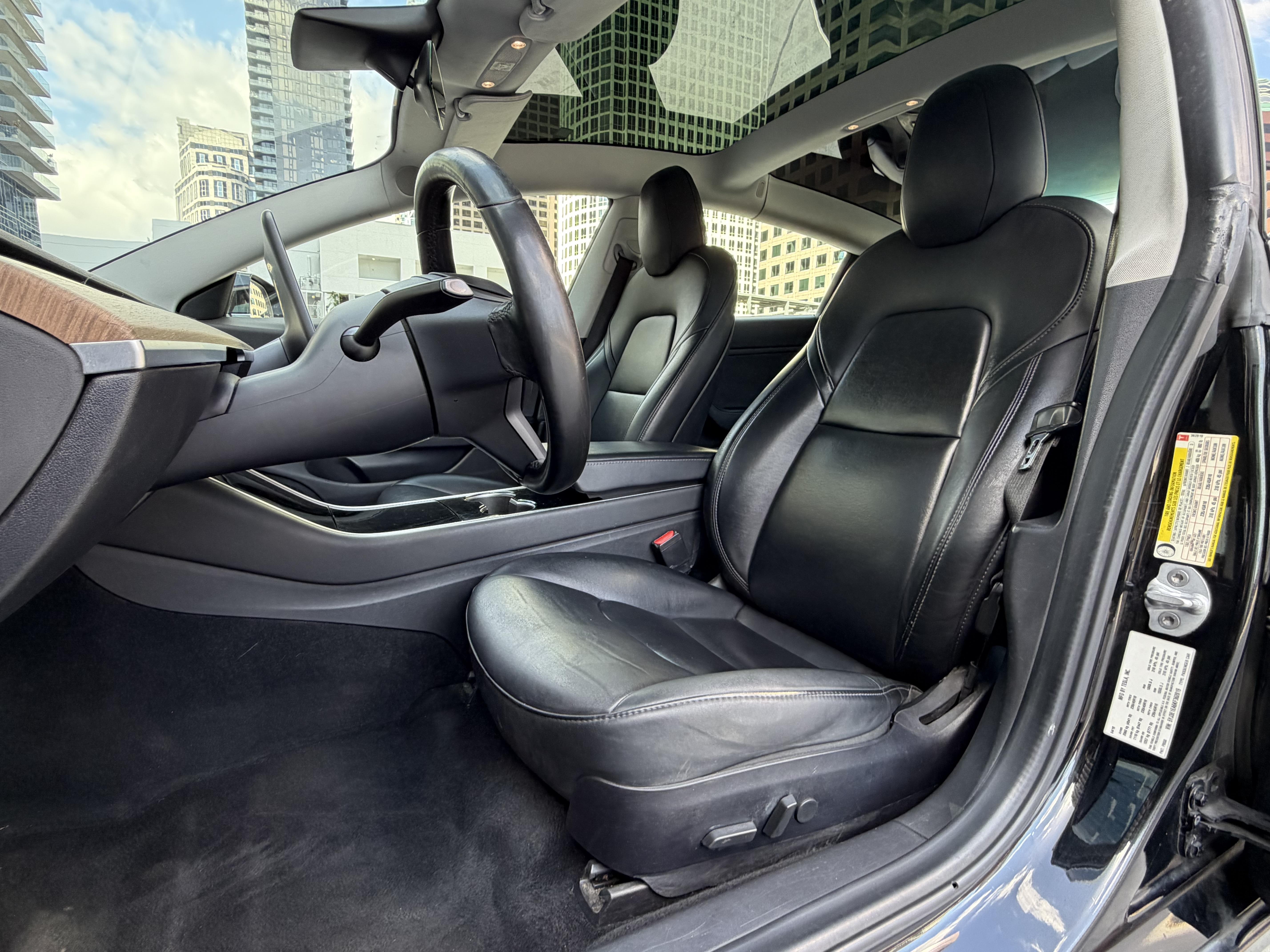Car carousel image