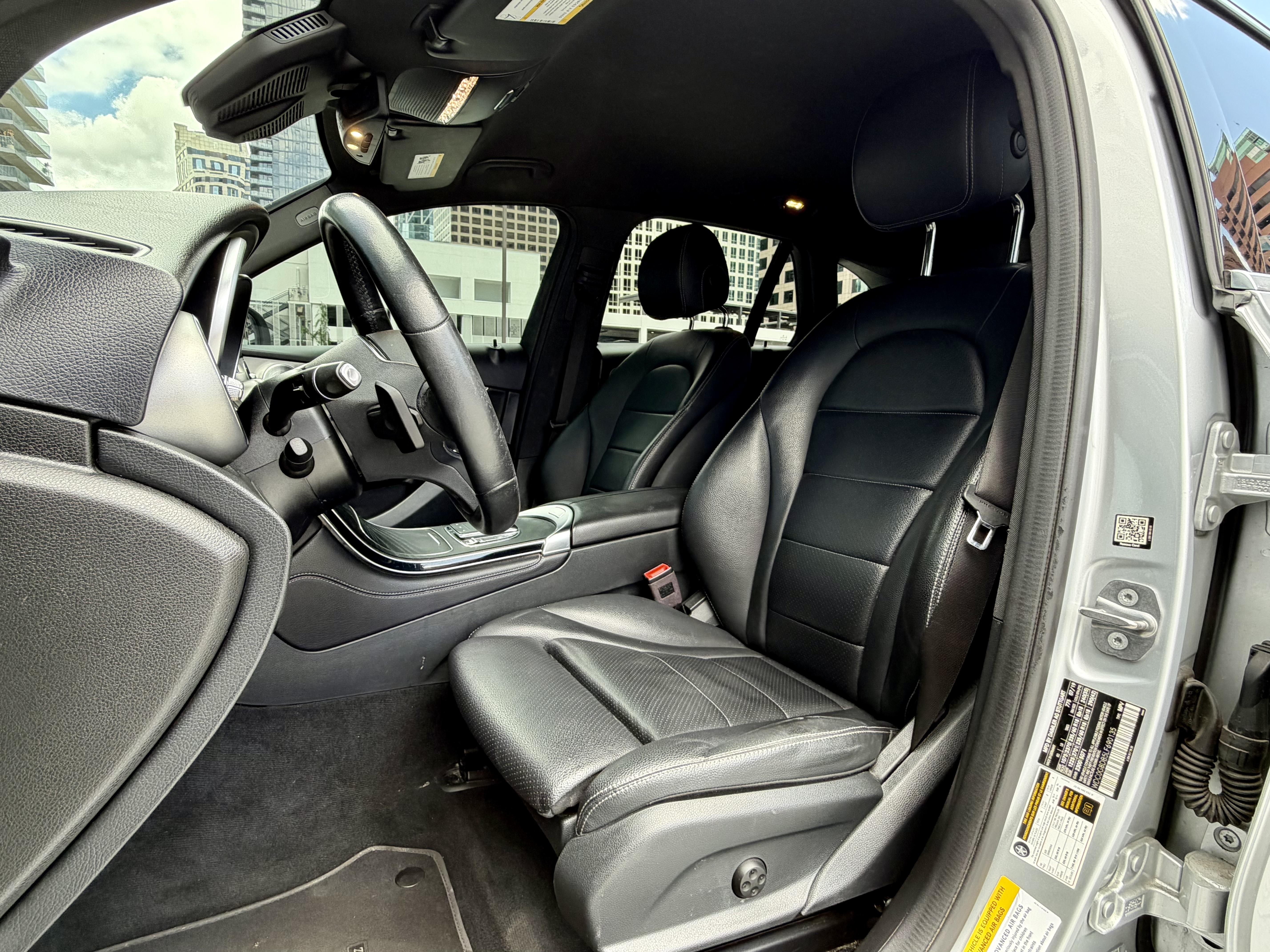 Car carousel image