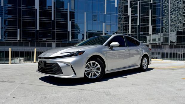 Toyota Camry 2025