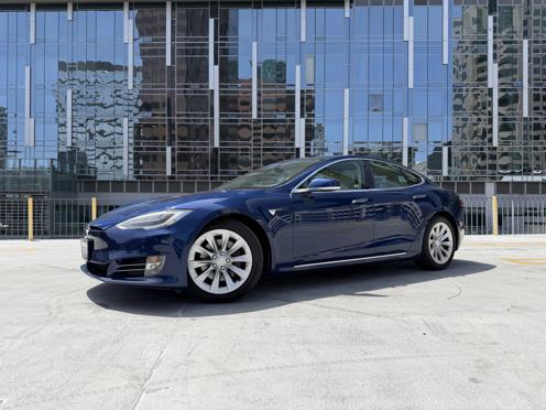 Tesla Model S 2018