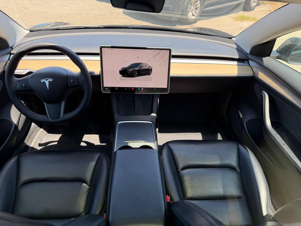 Car carousel image