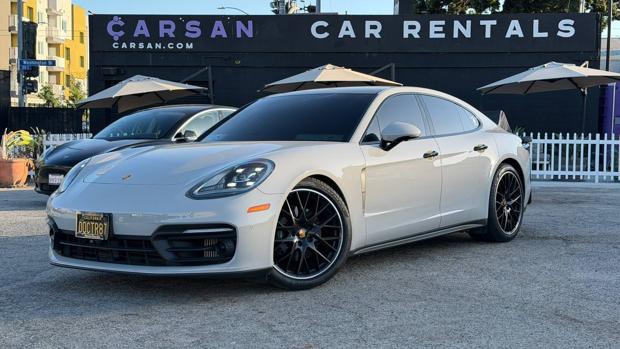 Porsche Panamera 2023